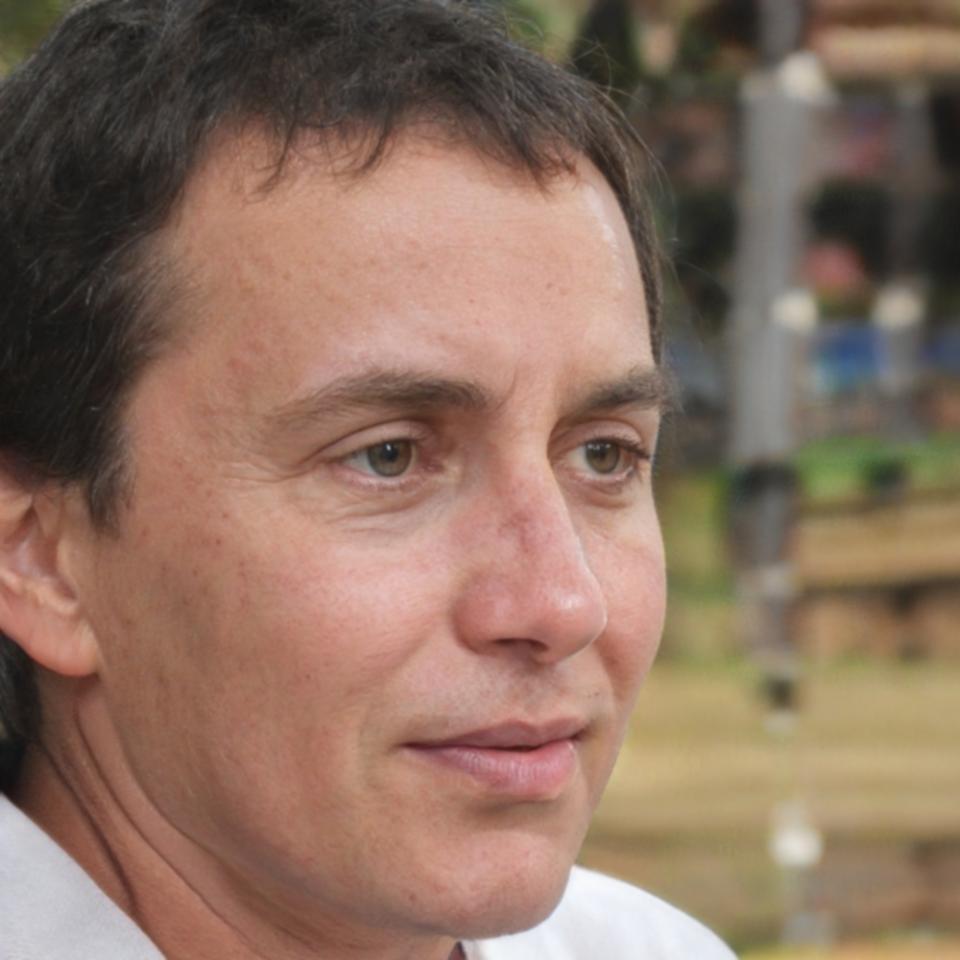 Michael Hartmann, Geschäftsführer und Finanzberater bei nurivaloeth